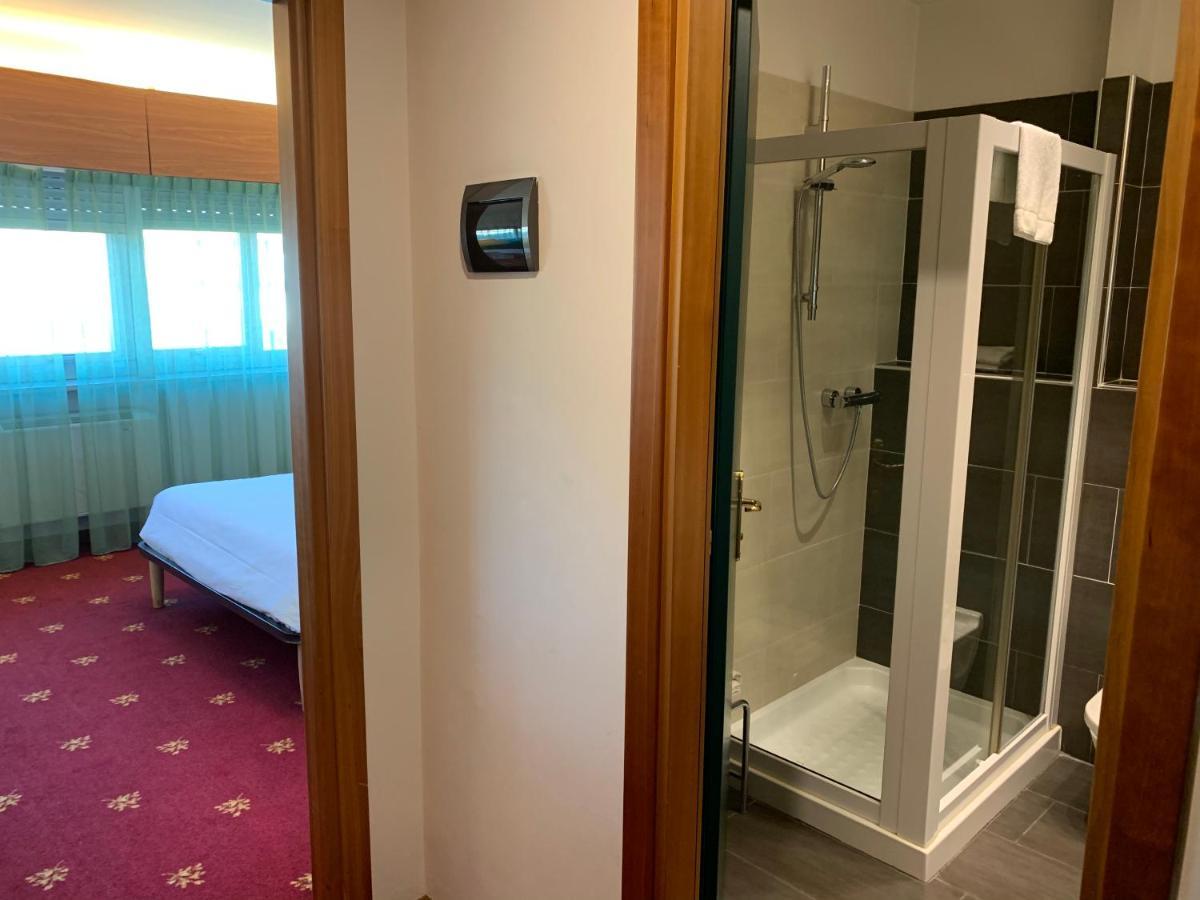 Hotel Cristallo Udine Eksteriør bilde