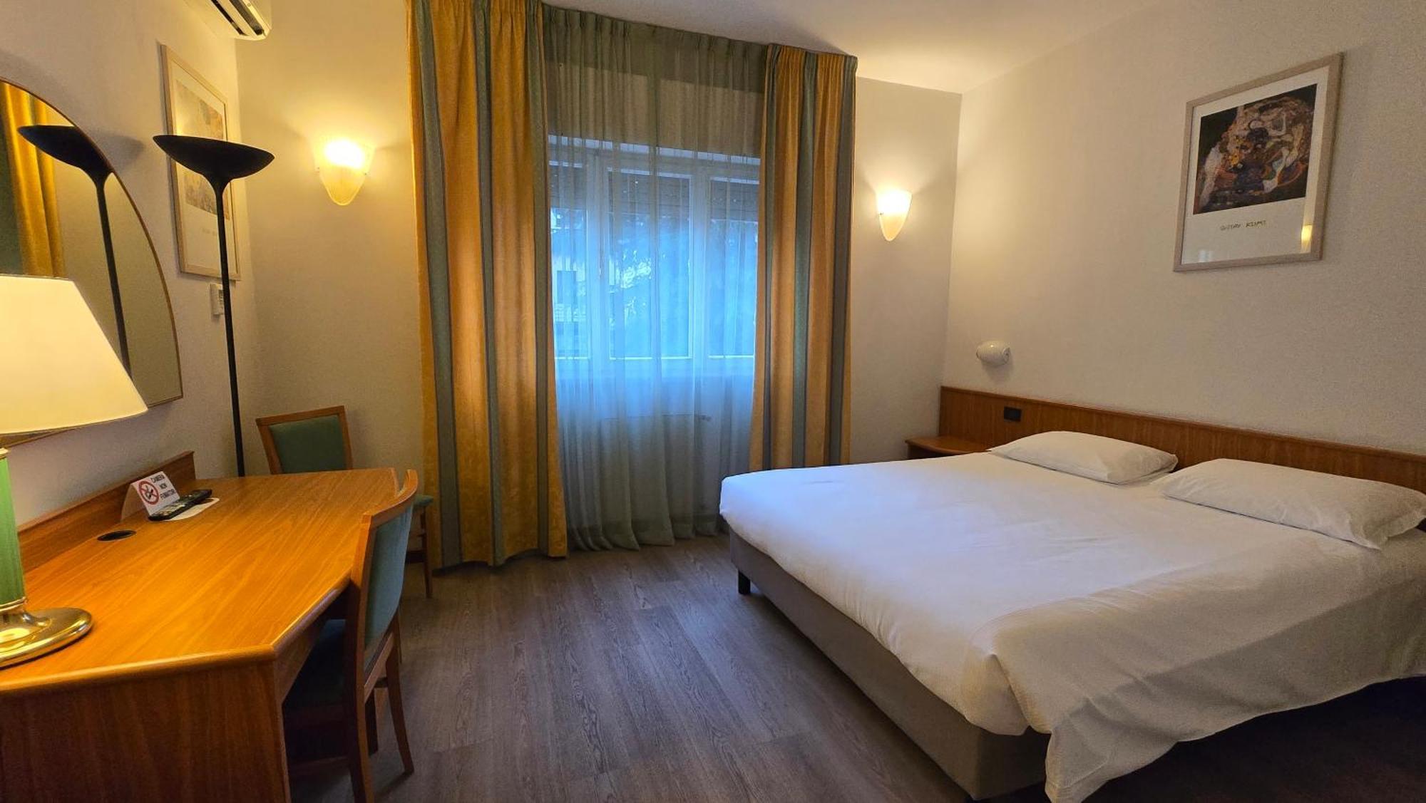 Hotel Cristallo Udine Eksteriør bilde